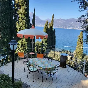 Wonderful View With Pool With Breakfast Gardasee Appartement